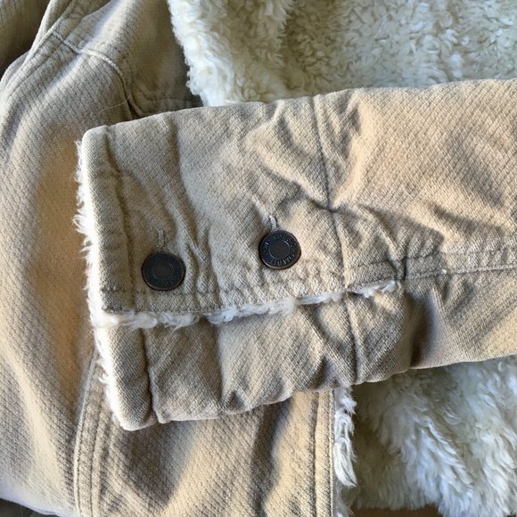 Classic camel-colored sherpa-lined coat - Picture 6 of 9